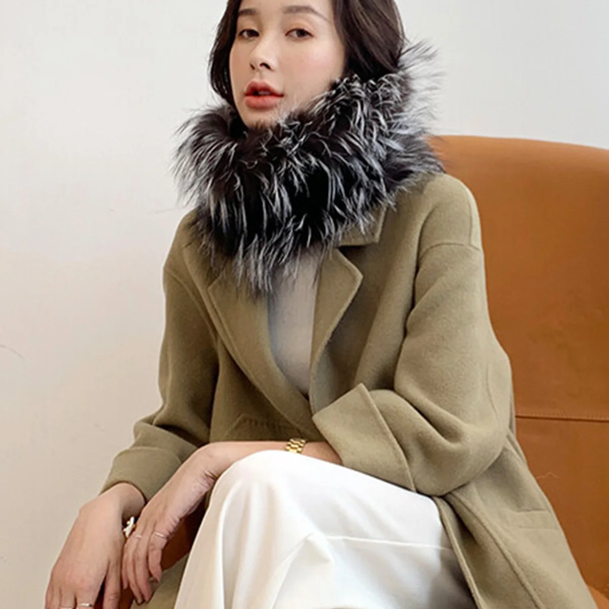 Real Fox Fur Scarf Thickened Soft Furry Neck Warmer Real Rabbit And Fox Fur Scarf Hot Sale Winter Accessories FEIMANYUAN
Real Fox Fur Scarf Thickened Soft Furry Neck Warmer Real Rabbit And Fox Fur Scarf Hot Sale Winter Accessories FEIMANYUAN