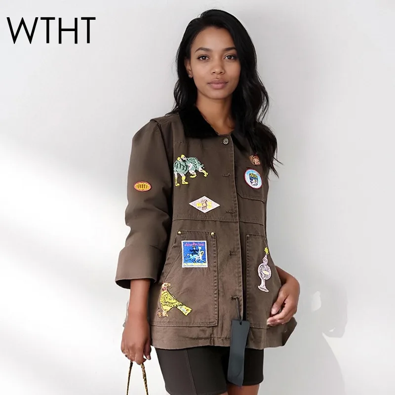 WTHT модная женская куртка-карго с вышивкой для тяжелой промышленности, осень 2022, пальто с длинными рукавами и отложным воротником, женское 1LS2554
WTHT модная женская куртка-карго с вышивкой для тяжелой промышленности, осень 2022, пальто с длинными рукавами и отложным воротником, женское 1LS2554