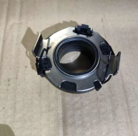 The automotive accessory separation bearing is suitable for the clutch of Dongfeng 580 1.8 model.
The automotive accessory separation bearing is suitable for the clutch of Dongfeng 580 1.8 model.