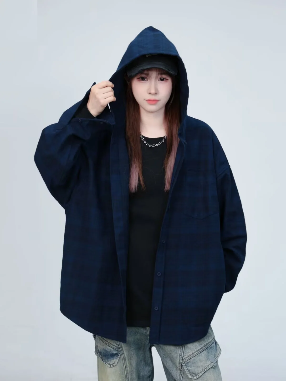 Retro Hong Kong Sle Plaid irt Men's Casual All-Match Hooded irt Korean Version Spring Faion Outerwear for Boys
Retro Hong Kong Sle Plaid irt Men's Casual All-Match Hooded irt Korean Version Spring Faion Outerwear for Boys