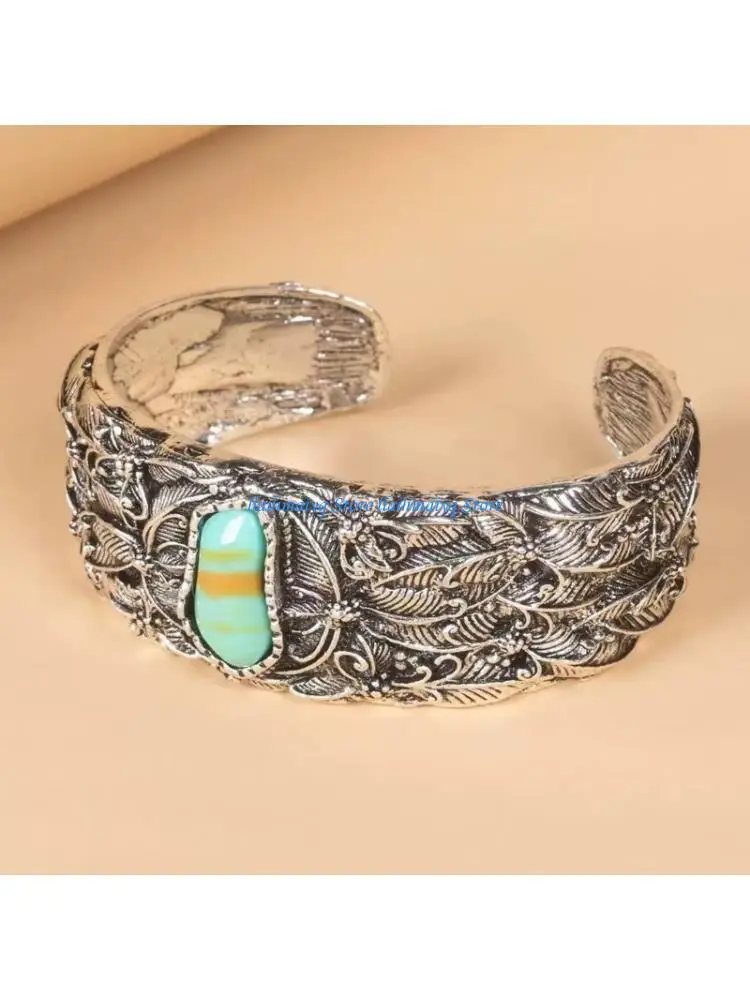 573B Elegant Turquoise Jewelry Set Retro Designs Alloy Necklace and Earrings Gift
573B Elegant Turquoise Jewelry Set Retro Designs Alloy Necklace and Earrings Gift