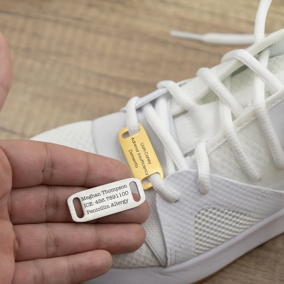 Custom Metal Shoe Buckle Medical Id Tag Shoelace Charms for Sneakers Shoes Accessories Runner Safety Emergency Contact Card
Custom Metal Shoe Buckle Medical Id Tag Shoelace Charms for Sneakers Shoes Accessories Runner Safety Emergency Contact Card