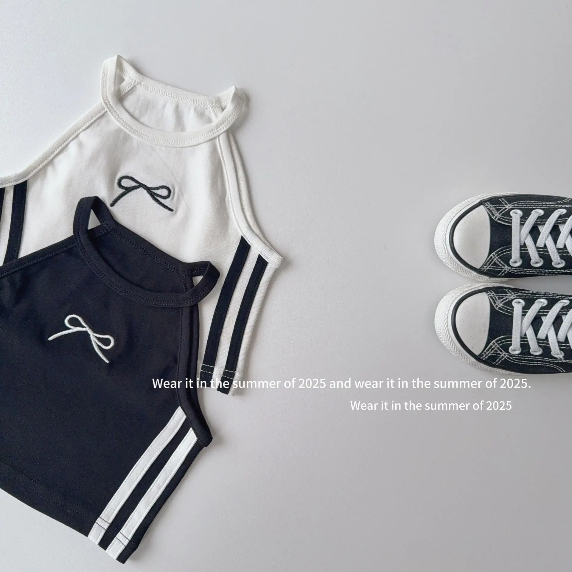 2025 Summer Vest Sweet and Spicy Style Girl Waist Embroidered Short Tank Top with Sleeveless Small Class I-shaped Shoulder Top
2025 Summer Vest Sweet and Spicy Style Girl Waist Embroidered Short Tank Top with Sleeveless Small Class I-shaped Shoulder Top