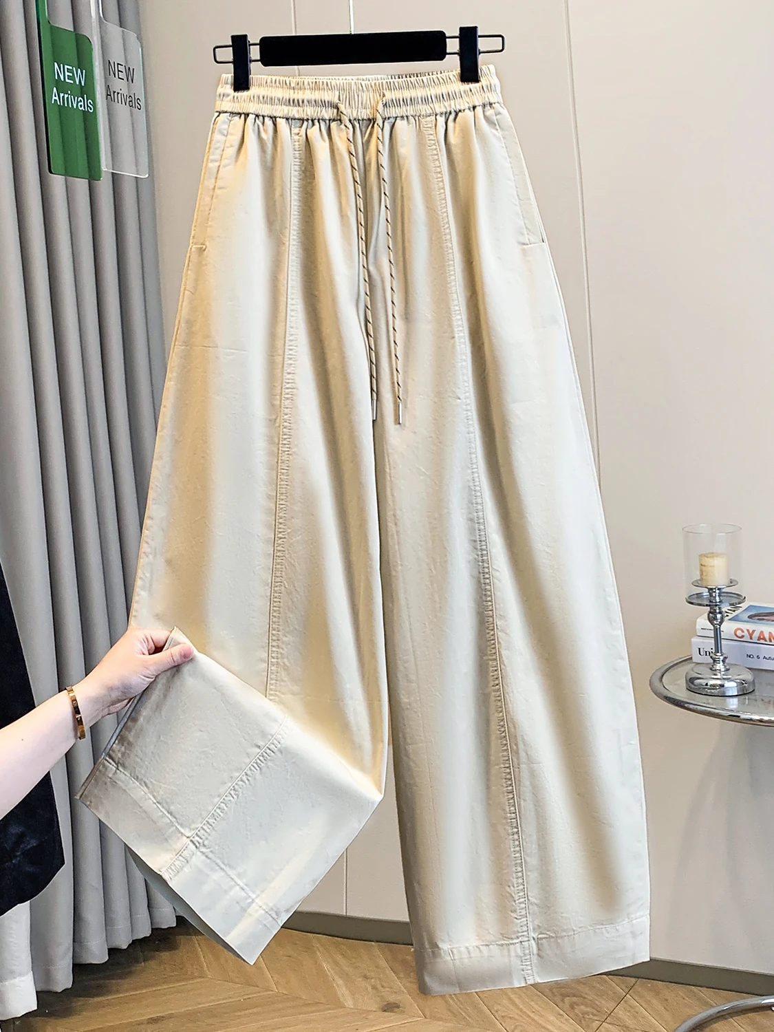 Slim Khaki Banana Pants Women's Spring Summer New Large Size Fat MM Pear Loose Meat Covering Knife Wide Leg Pants
Slim Khaki Banana Pants Women's Spring Summer New Large Size Fat MM Pear Loose Meat Covering Knife Wide Leg Pants