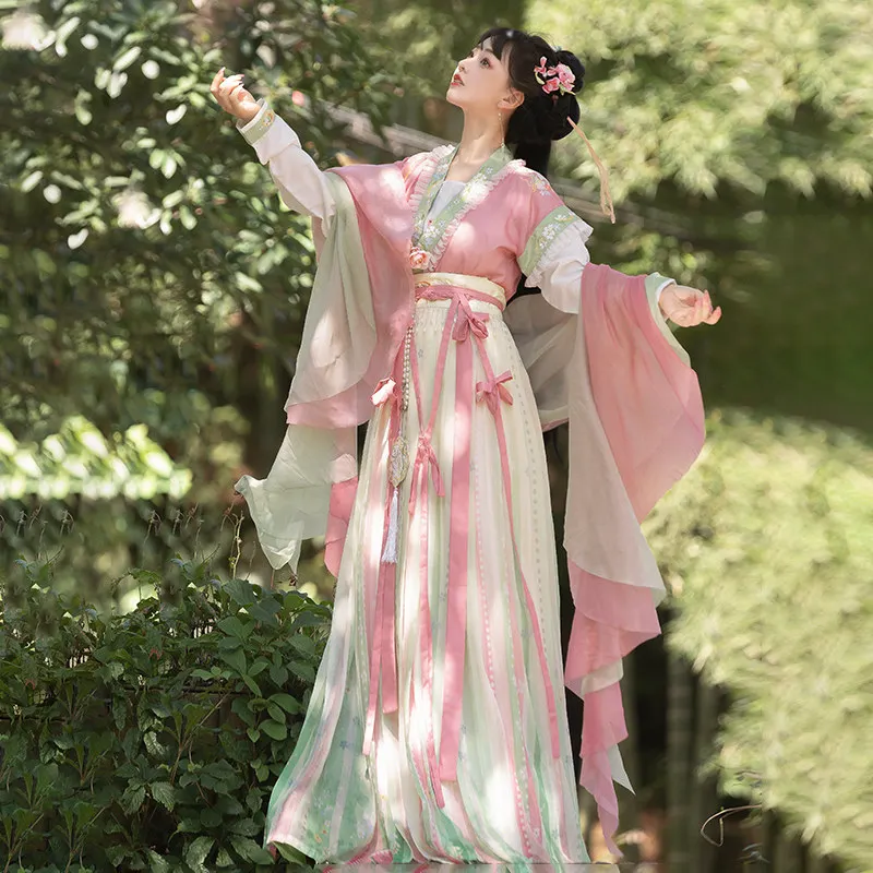Китайское платье Ханьфу для женщин, розовые вышитые костюмы Ханьфу, карнавальный костюм для Хэллоуина, косплей-костюм
Китайское платье Ханьфу для женщин, розовые вышитые костюмы Ханьфу, карнавальный костюм для Хэллоуина, косплей-костюм