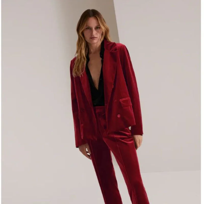 Fashion Red Velvet Women's Blazer Outfits Formal Double Breasted Peak Lapel Slim Fit Clothing Office Lady 2 Piece Jacket Pants
Fashion Red Velvet Women's Blazer Outfits Formal Double Breasted Peak Lapel Slim Fit Clothing Office Lady 2 Piece Jacket Pants