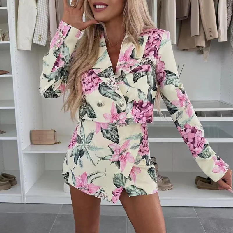 New Spring Flower Print Commuter Set 2025 Long Sleeve Blazer Coat+Shorts Skirts Women's Two Piece Elegant Slimming Party Outfit
New Spring Flower Print Commuter Set 2025 Long Sleeve Blazer Coat+Shorts Skirts Women's Two Piece Elegant Slimming Party Outfit