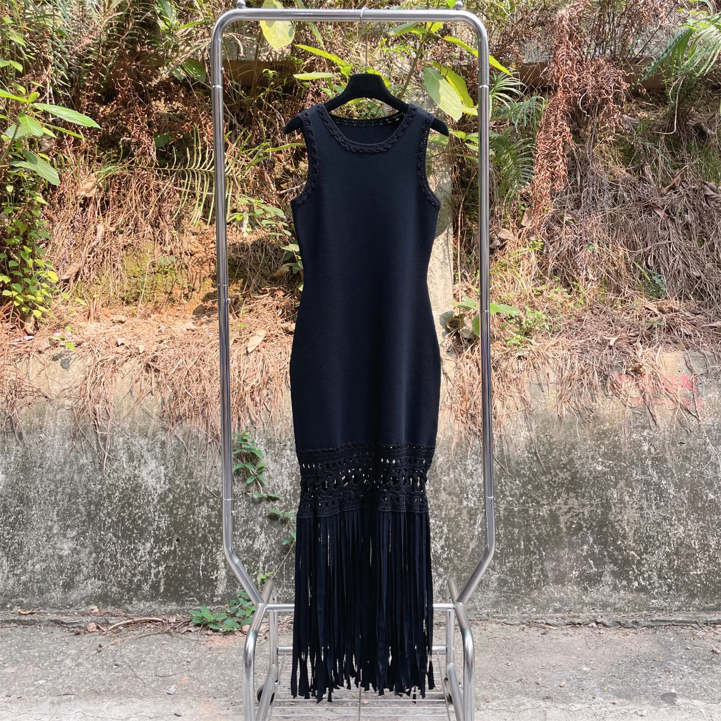 Romantic Hollow out Knitted Long Dress Black Sexy Slim Fit Women's Summer Dress French Style Waist Cinched Non Stretch Fabric
Romantic Hollow out Knitted Long Dress Black Sexy Slim Fit Women's Summer Dress French Style Waist Cinched Non Stretch Fabric