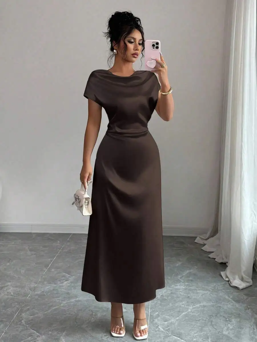 Satin Midi Dress With Draped Boat neckline And Short Sleeves For Women Elegant Evening Or Office Wear
Satin Midi Dress With Draped Boat neckline And Short Sleeves For Women Elegant Evening Or Office Wear