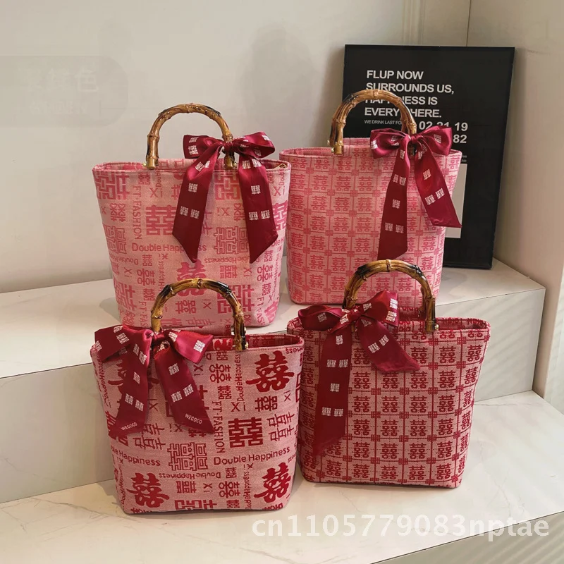 Large Capacity Women's Embroidered Tote Bag Guofeng Chinese Style Happy Bamboo Handbag Urban Minimalist Bucket Bag
Large Capacity Women's Embroidered Tote Bag Guofeng Chinese Style Happy Bamboo Handbag Urban Minimalist Bucket Bag