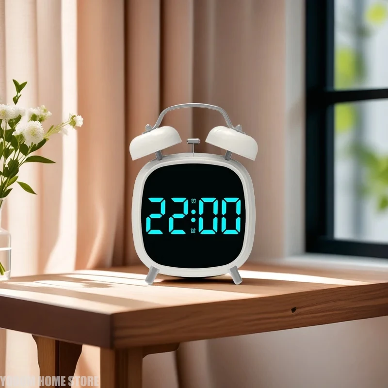 Цифровая сигнализация с голосовым управлением, супер громкая, с двойным звонком, режим тяжелого режима сна 12, 24-часовой дисплей, ночной светодиодный стол с защитой от беспоurb C
Цифровая сигнализация с голосовым управлением, супер громкая, с двойным звонком, режим тяжелого режима сна 12, 24-часовой дисплей, ночной светодиодный стол с защитой от беспоurb C