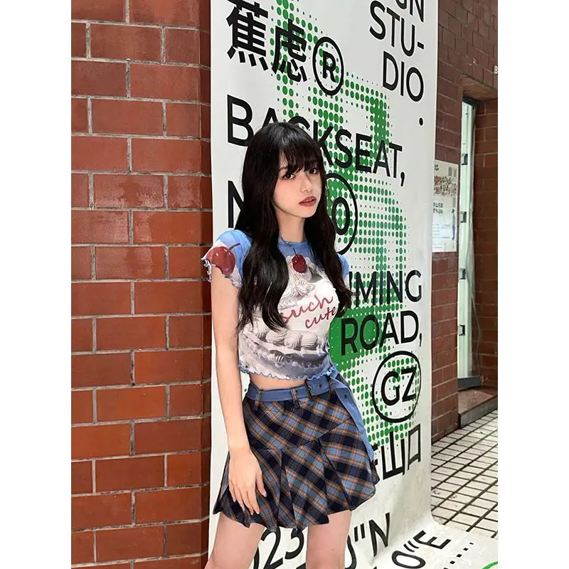 Gothic Plaid Pleated Mini Skirt With Belt for Women High Waist A-line Sexy Girl Y2K Retro Skater Skirt Korea Style
Gothic Plaid Pleated Mini Skirt With Belt for Women High Waist A-line Sexy Girl Y2K Retro Skater Skirt Korea Style