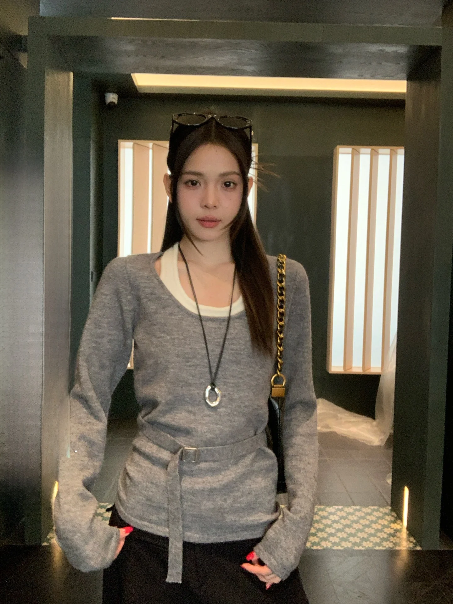ay Slim Fit Knitted Sweater Design Sensation Women's Faion Korean Sle Spring New Arrival Beautiful Top by Song Zhengen
ay Slim Fit Knitted Sweater Design Sensation Women's Faion Korean Sle Spring New Arrival Beautiful Top by Song Zhengen