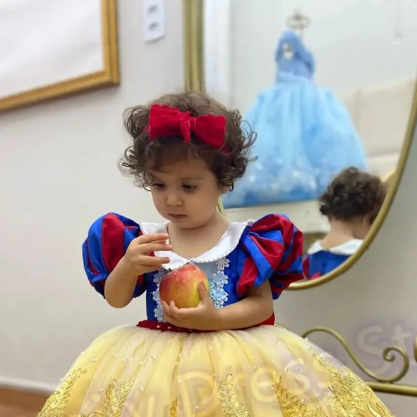 Lovely Customized Princess Flower Girl Dress For Wedding Applique Puffy Sleeves Simple Kids Birthday First Communion Ball Gowns
Lovely Customized Princess Flower Girl Dress For Wedding Applique Puffy Sleeves Simple Kids Birthday First Communion Ball Gowns