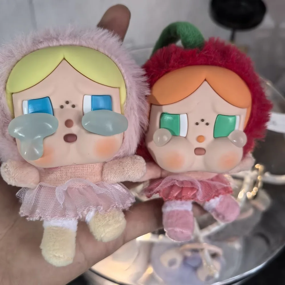 Crybaby Crying For Love Series Vinyl Face Doll Hanging Card Cute Love You Cherry Much Figures Keychain Pendant Kids Toy Gift
Crybaby Crying For Love Series Vinyl Face Doll Hanging Card Cute Love You Cherry Much Figures Keychain Pendant Kids Toy Gift