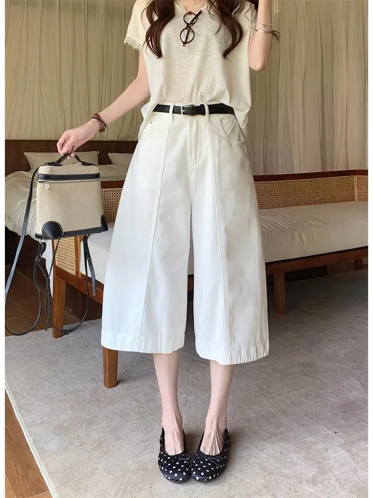 White Cropped Wide Leg Denim Jeans Women's Summer New Style Pleated High Waist Loose Slimming Straight Cut Jeans
White Cropped Wide Leg Denim Jeans Women's Summer New Style Pleated High Waist Loose Slimming Straight Cut Jeans