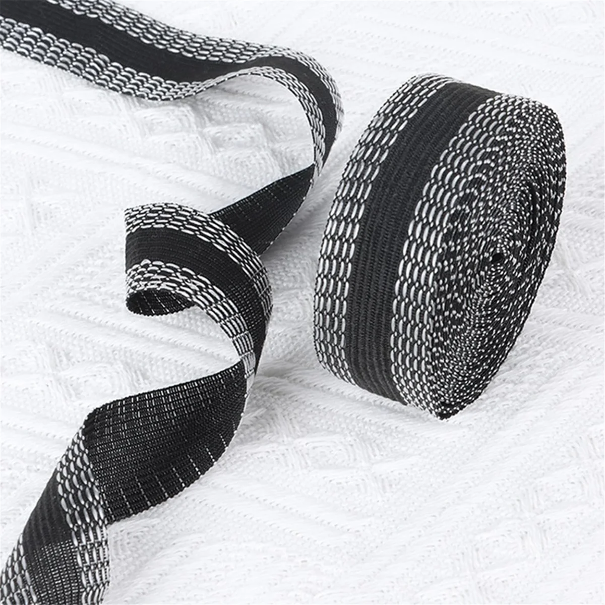 AA98 Iron-on Instant Hem Tape 11 Yard 3 Color, Permanent No Sew Hemming Tape, Washable Hem Adhesive Tape, Hem Fabric Tape
AA98 Iron-on Instant Hem Tape 11 Yard 3 Color, Permanent No Sew Hemming Tape, Washable Hem Adhesive Tape, Hem Fabric Tape