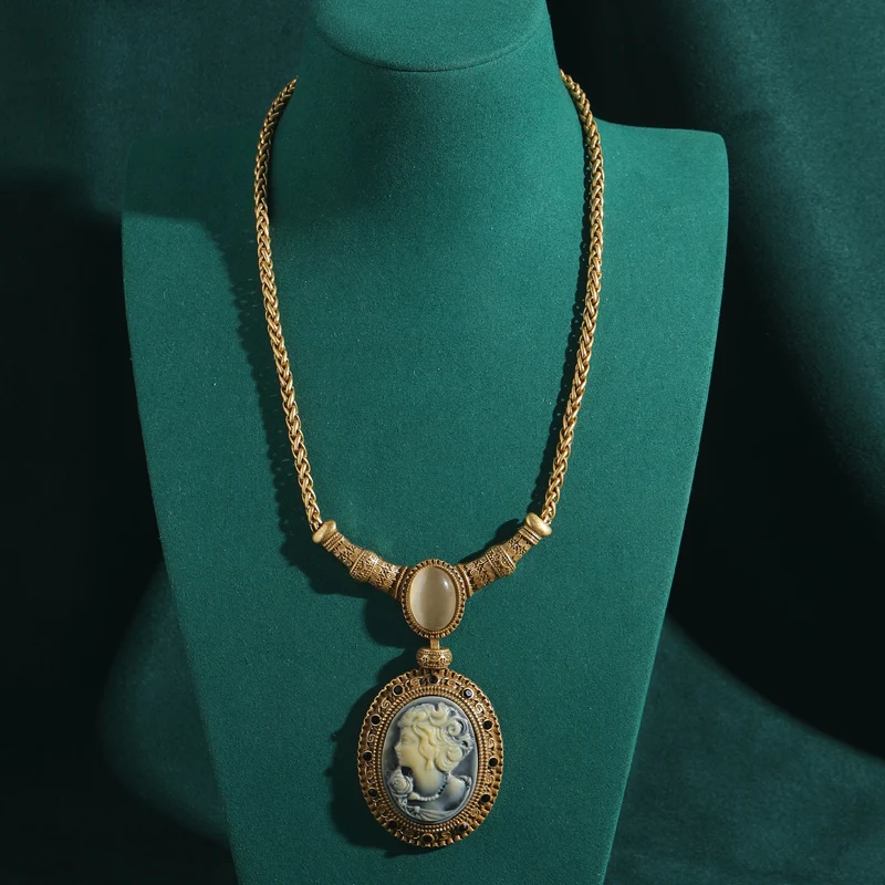 Vintage Antique Gold Color Opal Pendants And Necklaces Cameo Beauty'S Head Oval Retro Accessories For Women Jewelry 2025
Vintage Antique Gold Color Opal Pendants And Necklaces Cameo Beauty'S Head Oval Retro Accessories For Women Jewelry 2025