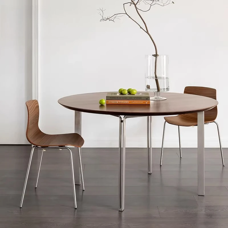 Medieval style/North American black walnut water-based paint Boer stainless steel solid wood round dining table
Medieval style/North American black walnut water-based paint Boer stainless steel solid wood round dining table