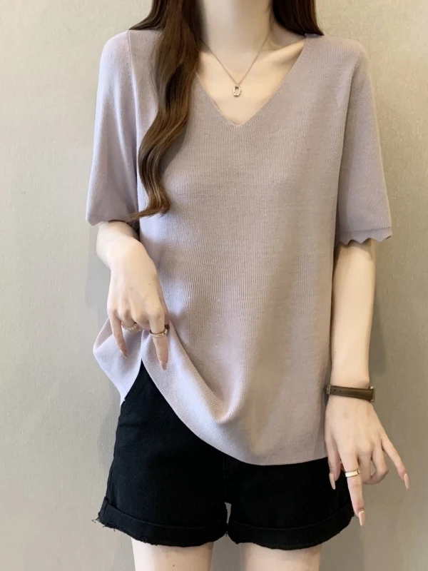 Loose Ice Silk V-Neck Short Sleeve T-Shirt Purple Women Summer Casual Top Cover Belly Base Shirt Comfortable Soft Polyester
Loose Ice Silk V-Neck Short Sleeve T-Shirt Purple Women Summer Casual Top Cover Belly Base Shirt Comfortable Soft Polyester