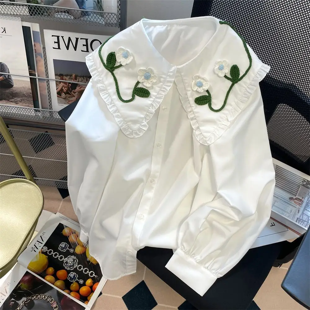 French Style Embroidered Flower Doll Collar Shirt Spring Autumn New Casual Loose Blouse Top Sweet Fashion Clothes for Women
French Style Embroidered Flower Doll Collar Shirt Spring Autumn New Casual Loose Blouse Top Sweet Fashion Clothes for Women