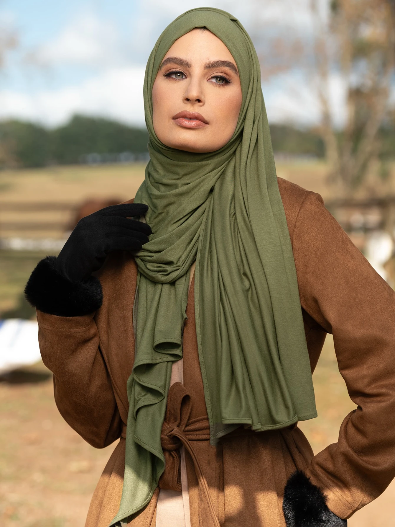 Высокое качество Джерси хиджаб эластичный простой шарф платки на голову африканская повязка на голову женская хлопковая повязка на голову шаль
Высокое качество Джерси хиджаб эластичный простой шарф платки на голову африканская повязка на голову женская хлопковая повязка на голову шаль