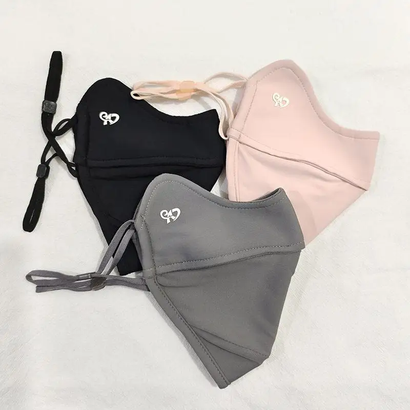 Thickened Fleece Warmth Cycling Face Mask Women's Style Dustproof Sunscreen Slimming Eye Corner Protection Face Cover
Thickened Fleece Warmth Cycling Face Mask Women's Style Dustproof Sunscreen Slimming Eye Corner Protection Face Cover