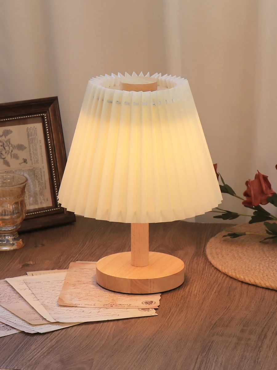 Mushroom lamp table lamp rechargeable warm bedroom bedside decoration pleated household night light
Mushroom lamp table lamp rechargeable warm bedroom bedside decoration pleated household night light