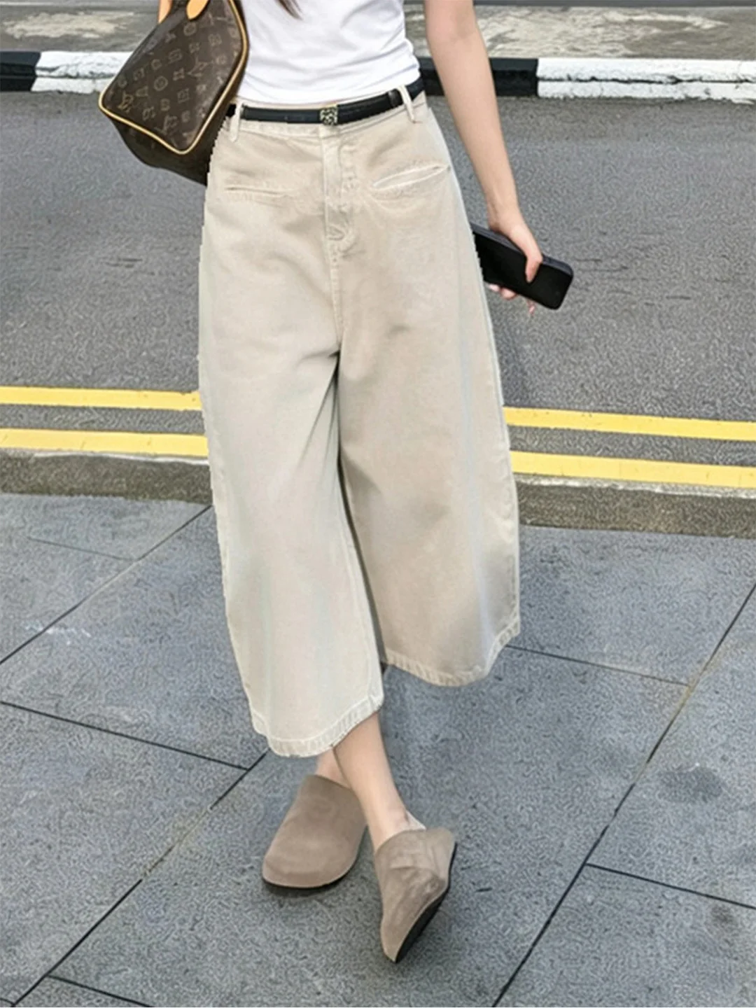 High Waist Wide Leg Loose Women's Jeans Oatmeal Apricot Summer New Style Slim Version American Series Denim Pure Color
High Waist Wide Leg Loose Women's Jeans Oatmeal Apricot Summer New Style Slim Version American Series Denim Pure Color