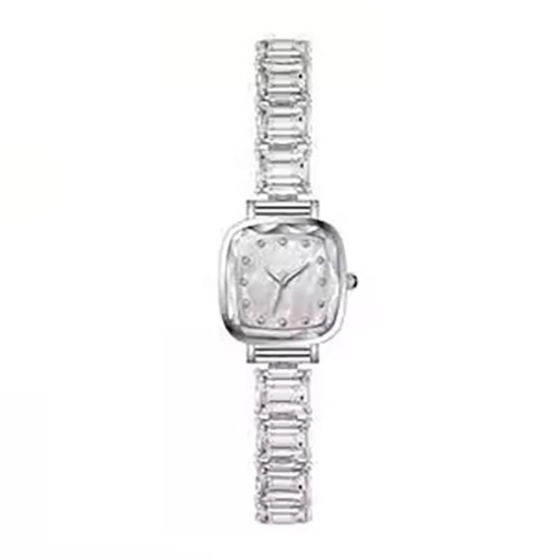 Small sugar cube watch women's, high-end retro light luxury women's bracelet quartz watch
Small sugar cube watch women's, high-end retro light luxury women's bracelet quartz watch