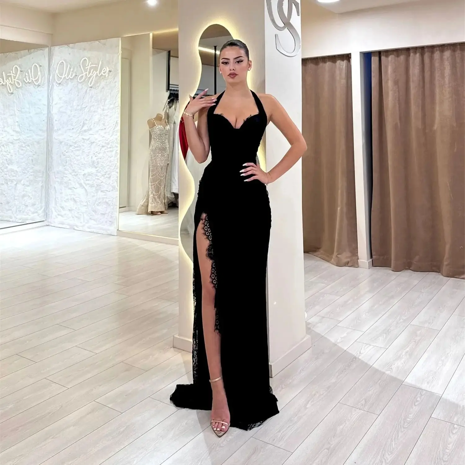 Slit Black Lace Long Bespoke Occasion Gown Evening Dresses Prom Pastrol Unisex Jersey Retro Dubai Saudi Arabic Customized
Slit Black Lace Long Bespoke Occasion Gown Evening Dresses Prom Pastrol Unisex Jersey Retro Dubai Saudi Arabic Customized