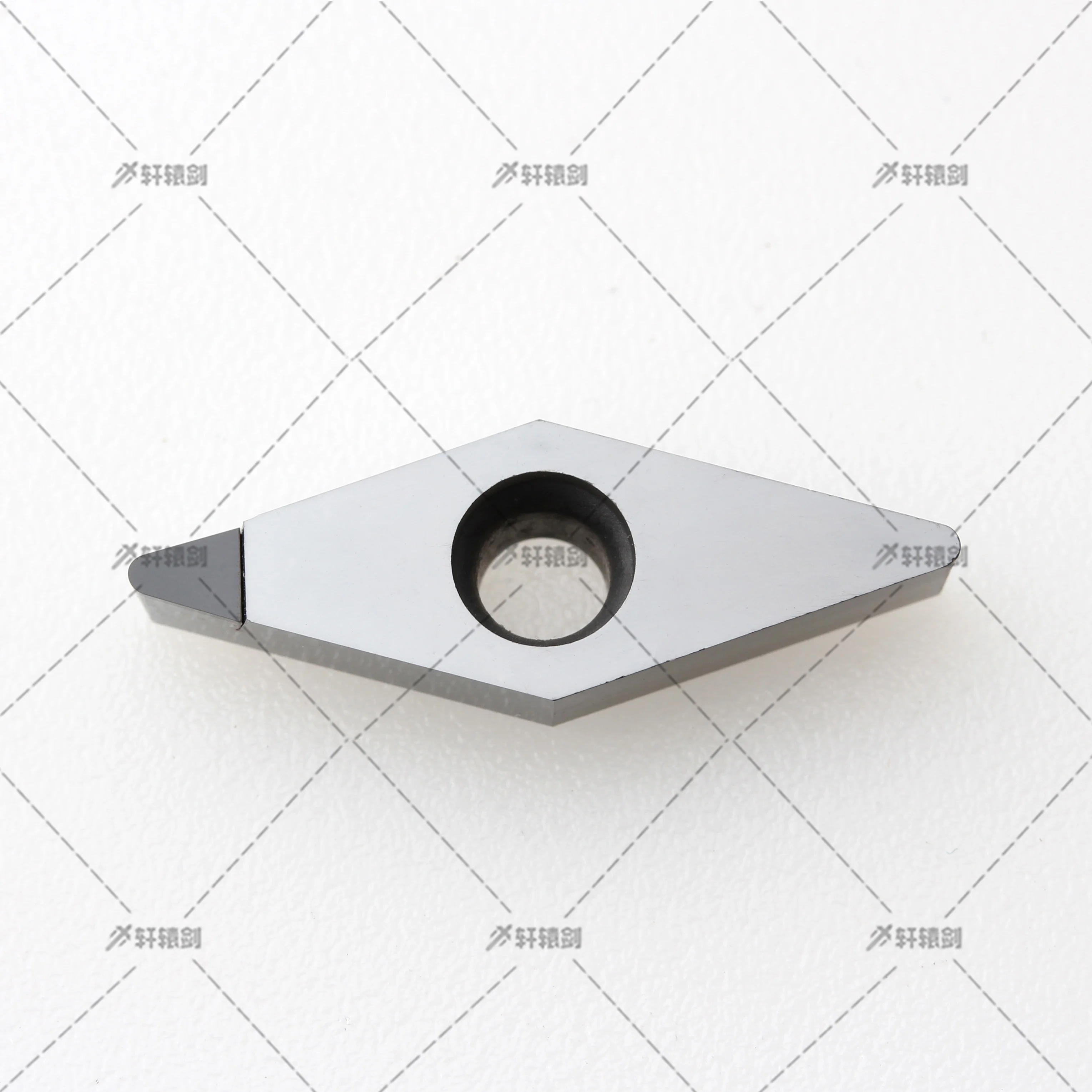 1PCS Internal Turning Insert CCGT06/09 DCGT07/11 TCGT11 VBGT11/16 VCGT16 PCD Insert CNC Lathe Cutter Tools
1PCS Internal Turning Insert CCGT06/09 DCGT07/11 TCGT11 VBGT11/16 VCGT16 PCD Insert CNC Lathe Cutter Tools