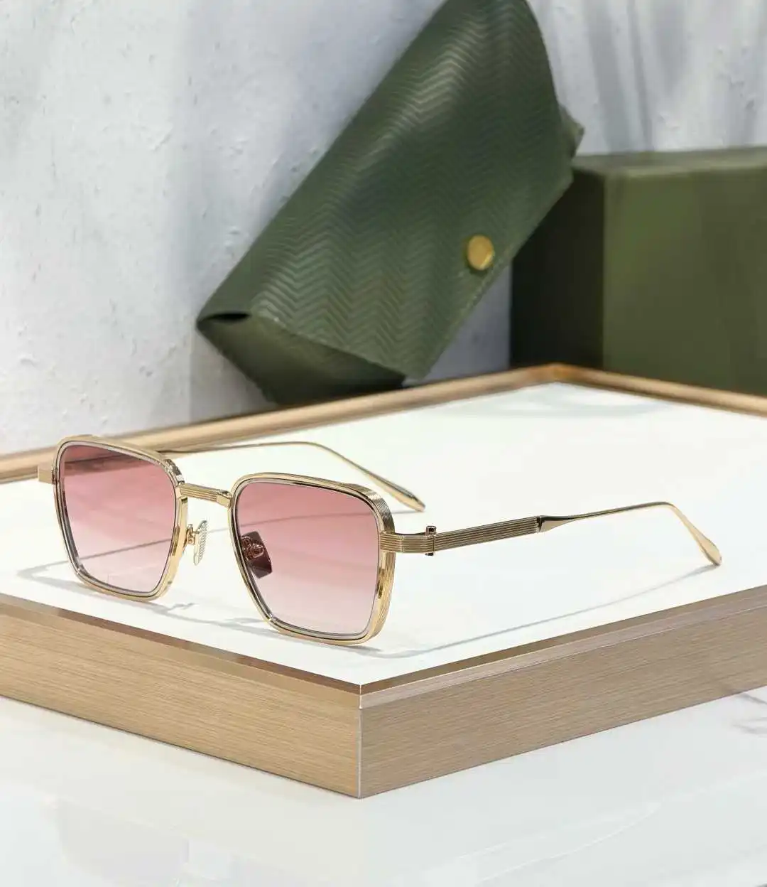 Luxury Fashion Trend Vintage Koni Sunglasses AKS-529 Titanium Acetate UV400 Retro Polygon Square Unisex Style 3A+ High Quality
Luxury Fashion Trend Vintage Koni Sunglasses AKS-529 Titanium Acetate UV400 Retro Polygon Square Unisex Style 3A+ High Quality