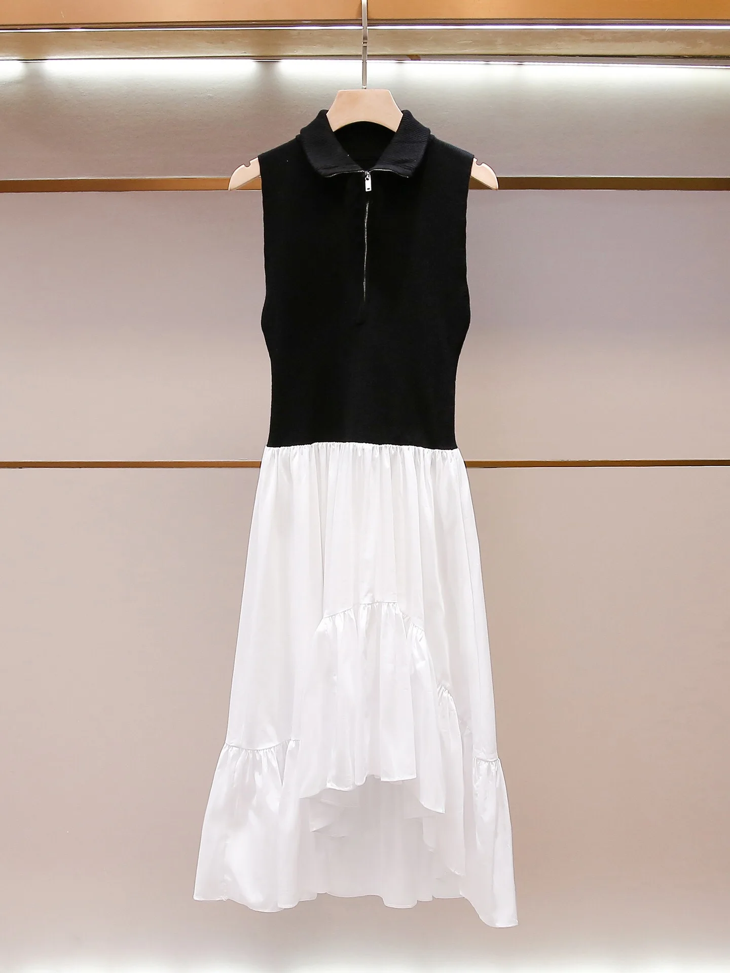 Color Block Collar Sleeveless Dress Women's Vest Skirt High Waist A-Line Dress Casual Comfortable Breathable Polyester
Color Block Collar Sleeveless Dress Women's Vest Skirt High Waist A-Line Dress Casual Comfortable Breathable Polyester