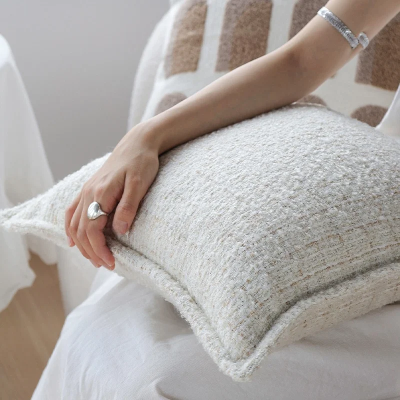 Creamy Coffee Color Embroidered Pillow Hotel Style Living Room Sofa Square Polyester Fiber Soft Decorative Cushion Cover
Creamy Coffee Color Embroidered Pillow Hotel Style Living Room Sofa Square Polyester Fiber Soft Decorative Cushion Cover