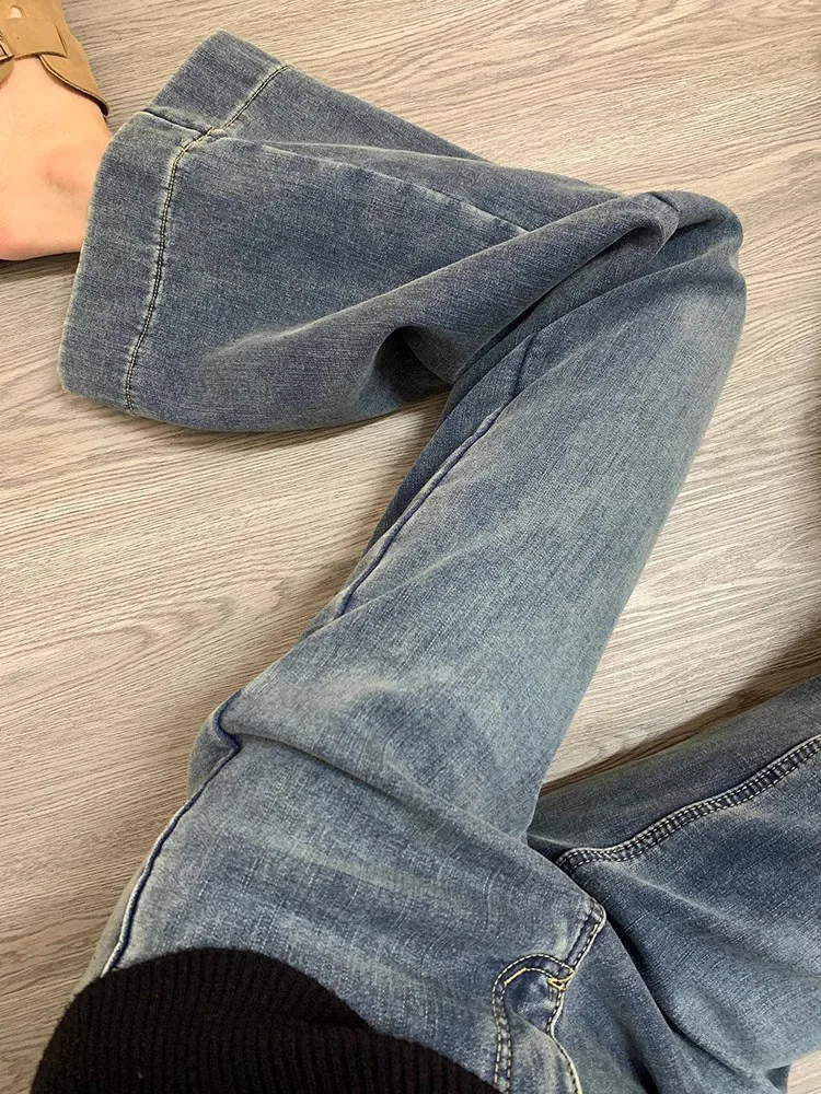 Синие расклешенные джинсы в стиле ретро, женские свободные джинсы с высокой талией, утягивающие эластичные брюки-клеш, повседневные джинсовые брюки больших размеров
Синие расклешенные джинсы в стиле ретро, женские свободные джинсы с высокой талией, утягивающие эластичные брюки-клеш, повседневные джинсовые брюки больших размеров