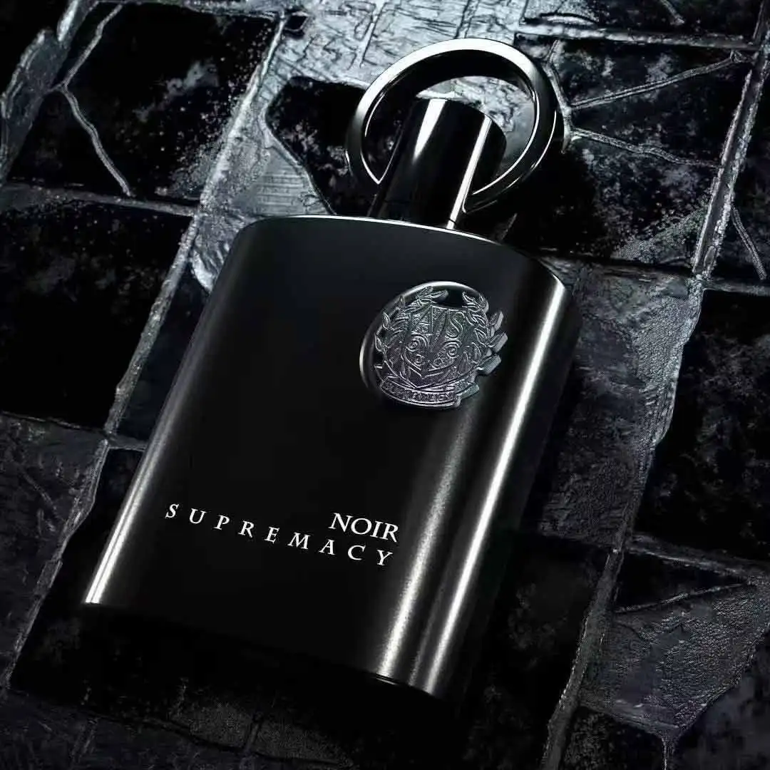 Supre'ma'cy N'ir excellent black perfume, with pungent wood tones, creates a cool atmosphere
Supre'ma'cy N'ir excellent black perfume, with pungent wood tones, creates a cool atmosphere