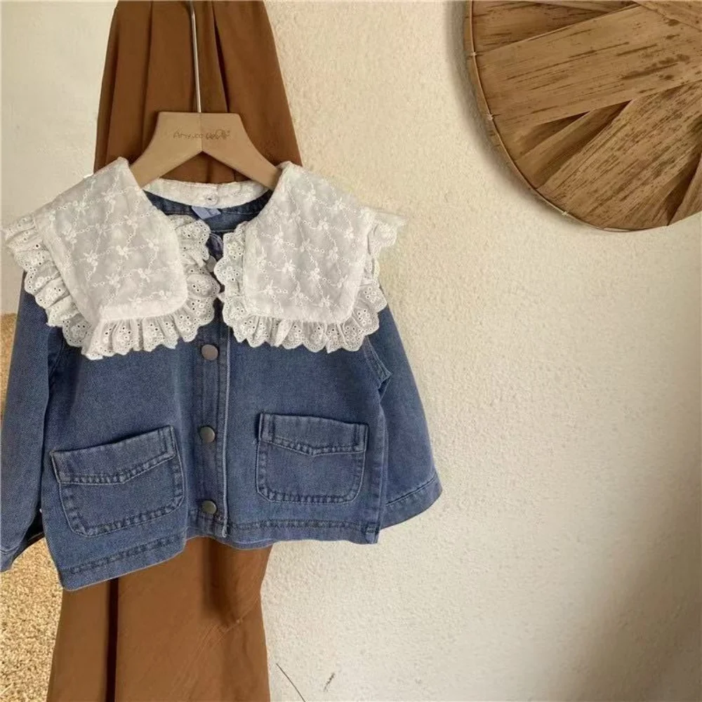 2026 Spring New Baby Girls Denim Coats Lace Collar Korean Style Kids Casual Chic Outerwear Children Clothes
2026 Spring New Baby Girls Denim Coats Lace Collar Korean Style Kids Casual Chic Outerwear Children Clothes