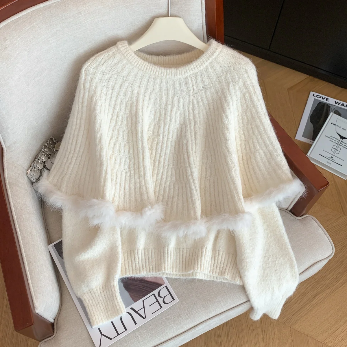 Women Apricot O-Neck Knit Pullover Fur Patchwork Sweater Vintage Jumper Knit Long Sleeves Korean Cashmere Sweater 2000s Clothes
Women Apricot O-Neck Knit Pullover Fur Patchwork Sweater Vintage Jumper Knit Long Sleeves Korean Cashmere Sweater 2000s Clothes