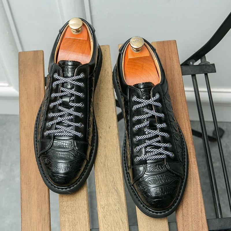 Large Lace Up Flat Bottomed Men Casual Business Shoes Simple Fashionable Breathable Comfortable with A Gentleman's Retro Style
Large Lace Up Flat Bottomed Men Casual Business Shoes Simple Fashionable Breathable Comfortable with A Gentleman's Retro Style