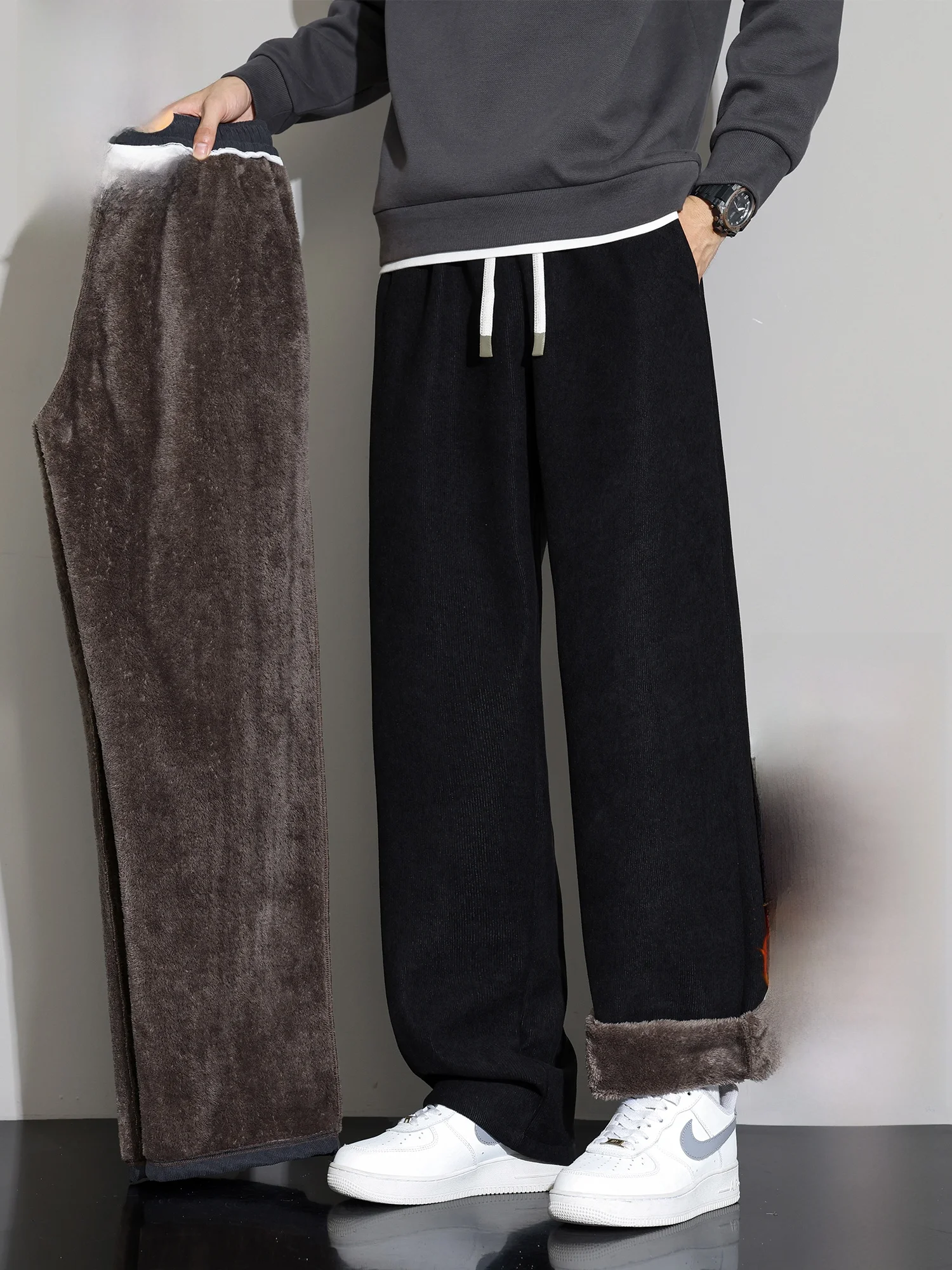 PaulFrank Winter Warm Fce Lined Casual Pants Men's Loose Drapey Straight Leg Wide Leg Long Trousers Comfortable Straight Fit
PaulFrank Winter Warm Fce Lined Casual Pants Men's Loose Drapey Straight Leg Wide Leg Long Trousers Comfortable Straight Fit