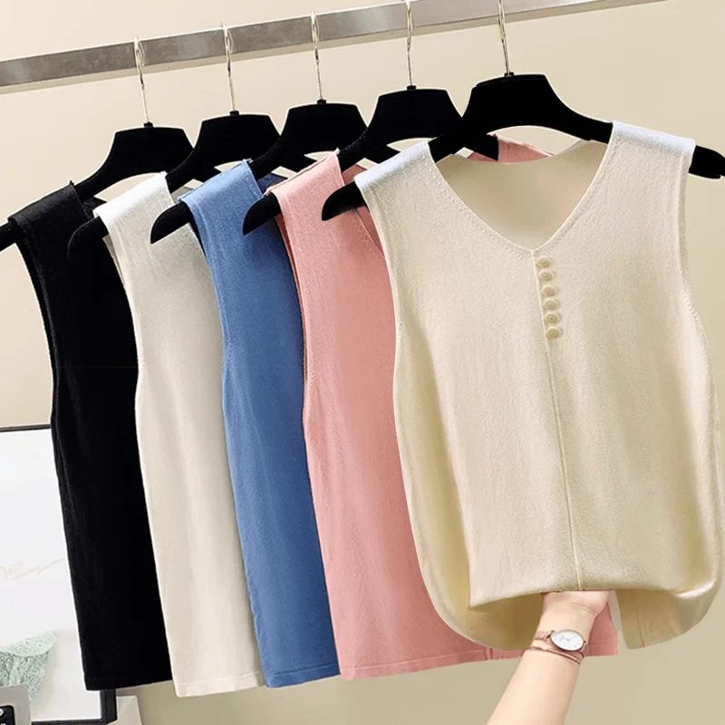 Luxury Knit Vest Fake Button Decoration V-neck Sleeveless Top For Women Clothes Thin Casual Solid All-match Elegant Tank Top New
Luxury Knit Vest Fake Button Decoration V-neck Sleeveless Top For Women Clothes Thin Casual Solid All-match Elegant Tank Top New