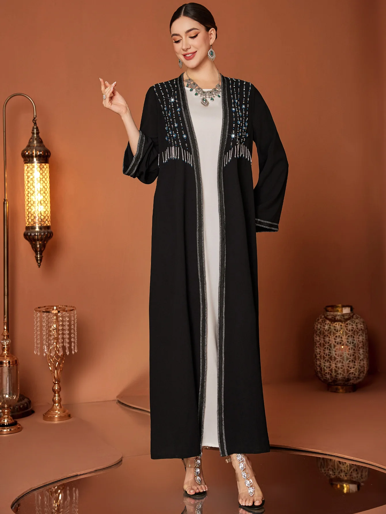 Eid Women Abaya Diamond Muslim Open Long Dresses beading Vestidos Largos Party Caftan Jalabiya Ramadan Dubai Arab Long Robe 2025
Eid Women Abaya Diamond Muslim Open Long Dresses beading Vestidos Largos Party Caftan Jalabiya Ramadan Dubai Arab Long Robe 2025
