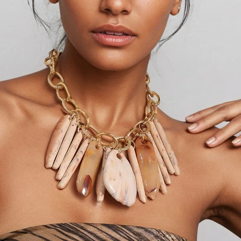 2026 преувеличенное ожерелье из геометрических бусин ручной работы для женщин и девочек, ювелирные изделия для свадебной вечеринки
2026 преувеличенное ожерелье из геометрических бусин ручной работы для женщин и девочек, ювелирные изделия для свадебной вечеринки