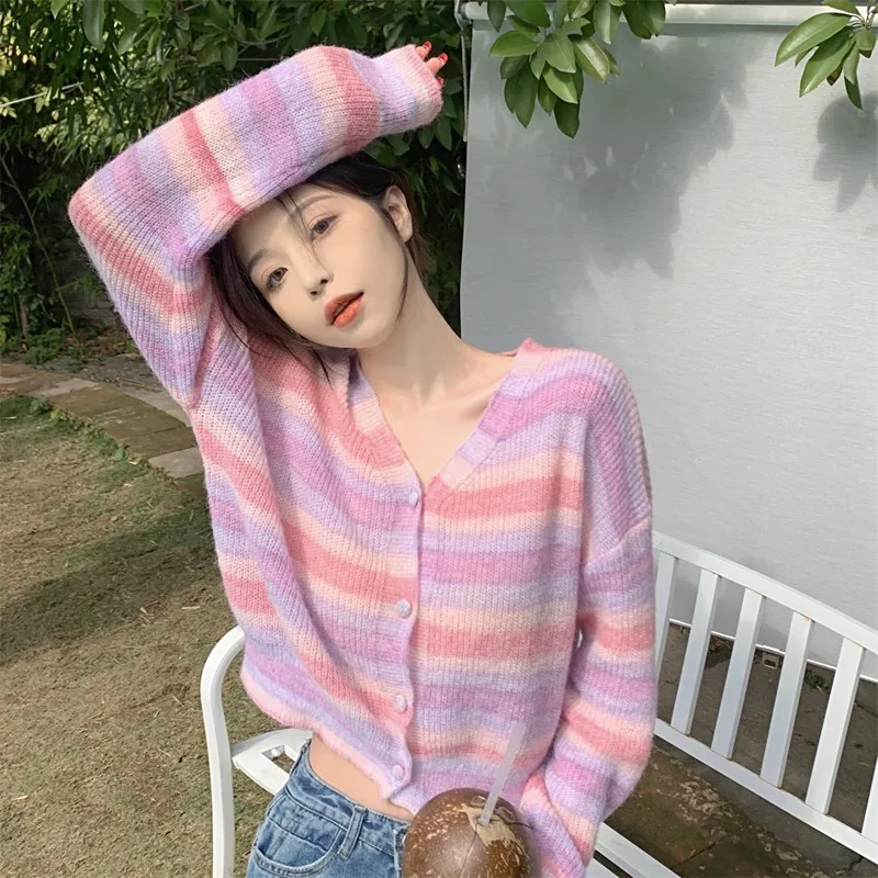 Rainbow Stripe Knitted Cardigan Women's Spring/Summer Sweet Thin Loose V-Neck Sunscreen Top Long Sleeve Single Breasted Sweater
Rainbow Stripe Knitted Cardigan Women's Spring/Summer Sweet Thin Loose V-Neck Sunscreen Top Long Sleeve Single Breasted Sweater