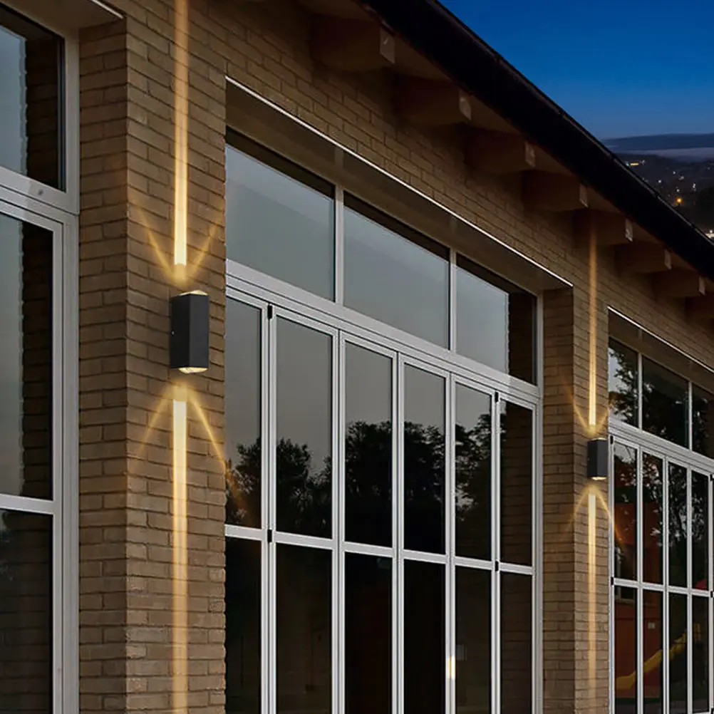 Dual headed Wall Lamp LED Light Indoor Corridor Decor Simple Shape Reliable Quality Fine Processing Suitable Size Compact Design
Dual headed Wall Lamp LED Light Indoor Corridor Decor Simple Shape Reliable Quality Fine Processing Suitable Size Compact Design