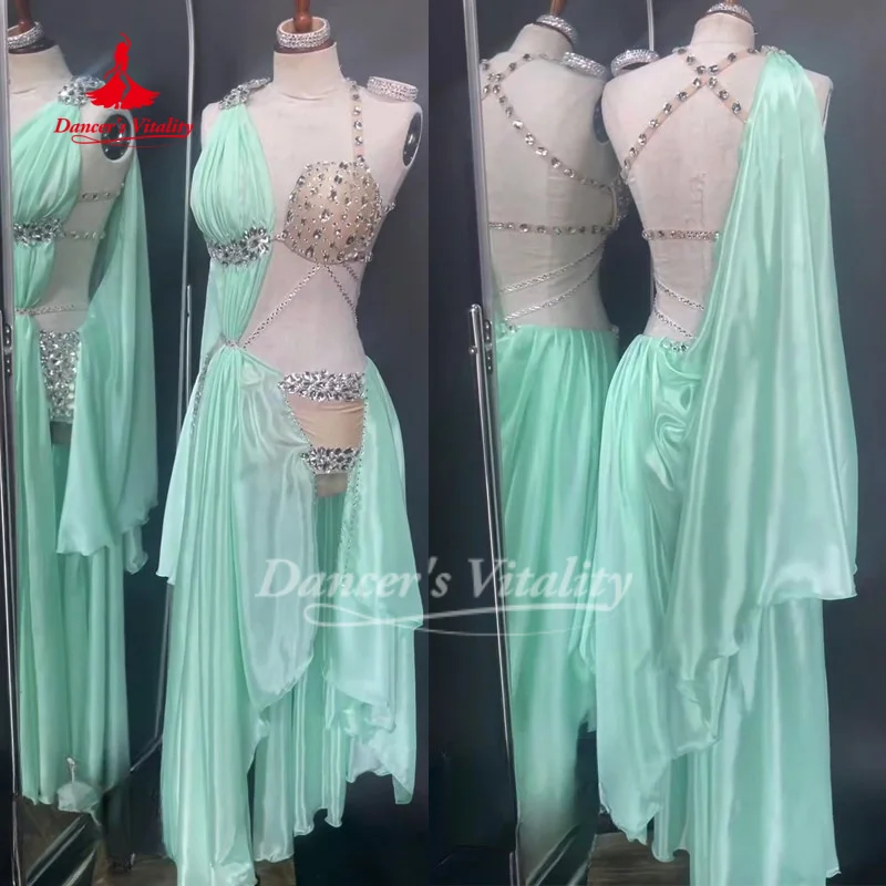 BellyDance Outfit High End Customized Luxury AB Stones Performance Costume Oriental Dance Competition Clothing Dance's Vitality
BellyDance Outfit High End Customized Luxury AB Stones Performance Costume Oriental Dance Competition Clothing Dance's Vitality