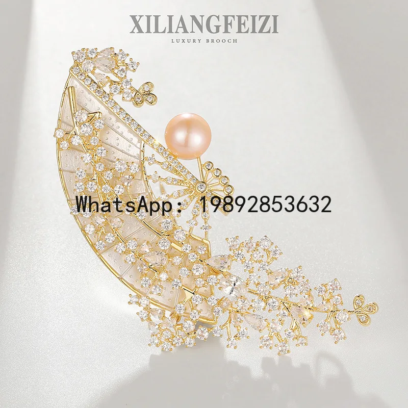 XZ high-end light luxury national style fan brooch natural freshwater pearl brooch gift
XZ high-end light luxury national style fan brooch natural freshwater pearl brooch gift