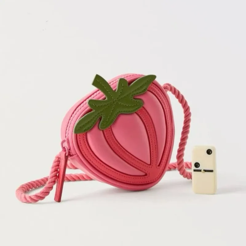 2026 New Cute Strawberry Shape Crossbody Bag for Kids Girls Mini Silicone Shoulder Bag with Rope Strap
2026 New Cute Strawberry Shape Crossbody Bag for Kids Girls Mini Silicone Shoulder Bag with Rope Strap