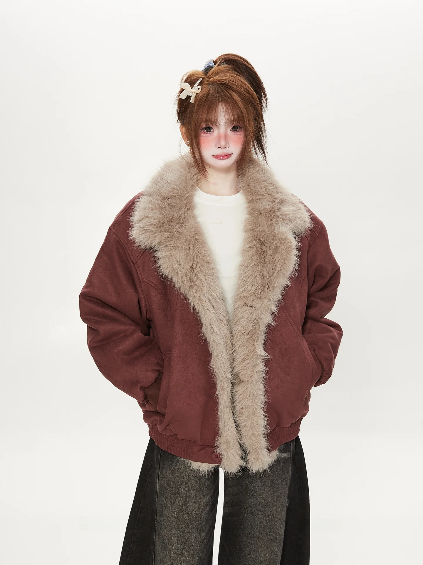 Повседневная свободная женская хлопковая куртка с воротником-стойкой, зимняя теплая, модная, брендовая, цвета красного вина, для повседневной носки, в корейском стиле, утепленная
Повседневная свободная женская хлопковая куртка с воротником-стойкой, зимняя теплая, модная, брендовая, цвета красного вина, для повседневной носки, в корейском стиле, утепленная